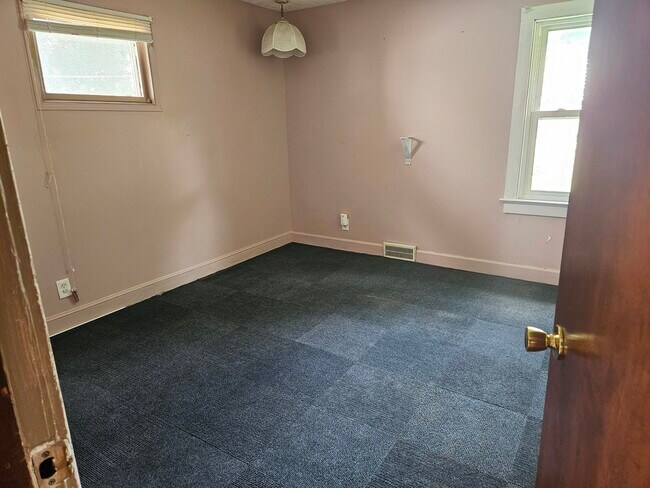 Bedroom - 182 Elmtree Rd