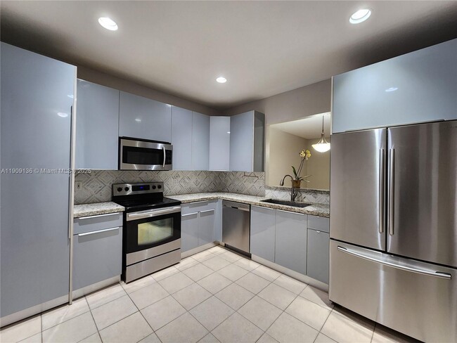 Foto del edificio - 5489 NW 90th Ave