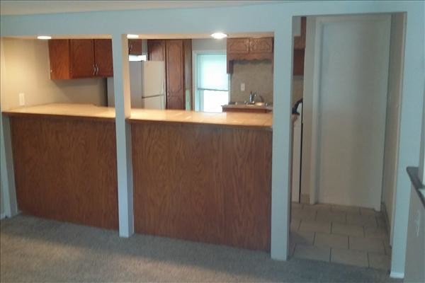 Building Photo - Upper Duplex