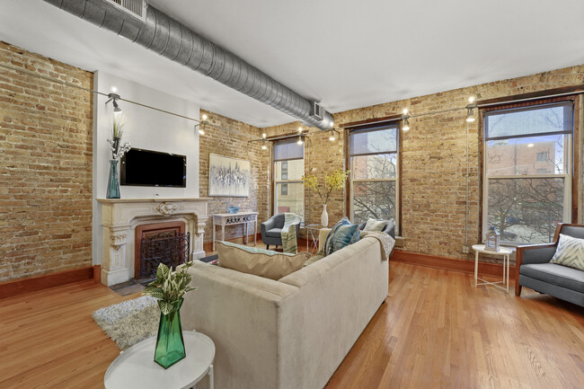 Foto del edificio - 1338 W Madison St