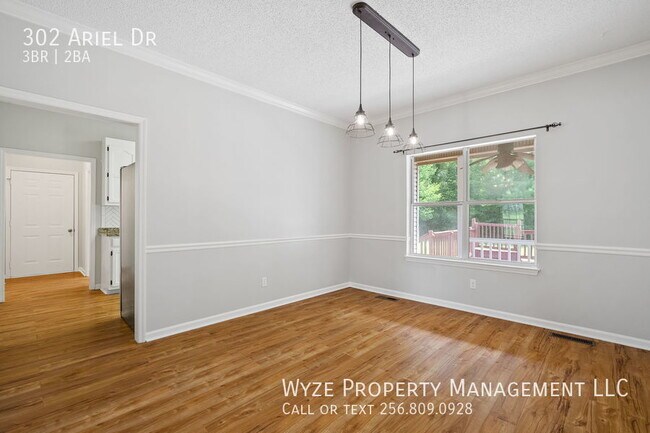 Building Photo - 302 Ariel Dr