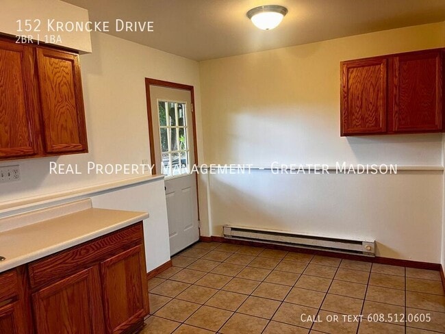 Building Photo - 152 Kroncke Dr