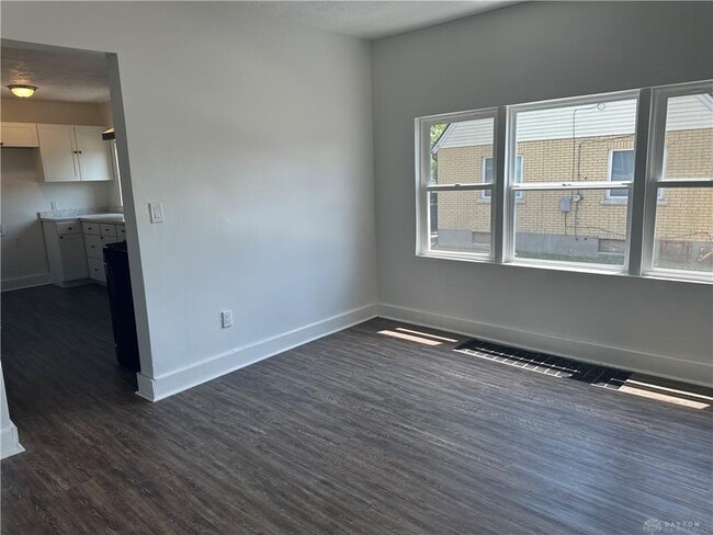 Building Photo - 2520 Harshman Rd