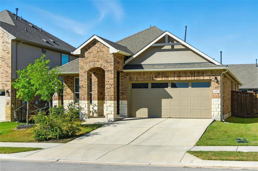 Foto principal - 2105 Suncup St