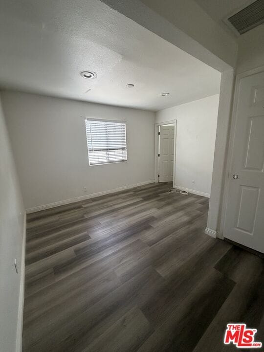 Building Photo - 626 E San Antonio Dr