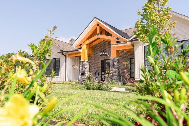 Building Photo - 1130 Scenic Loop Way
