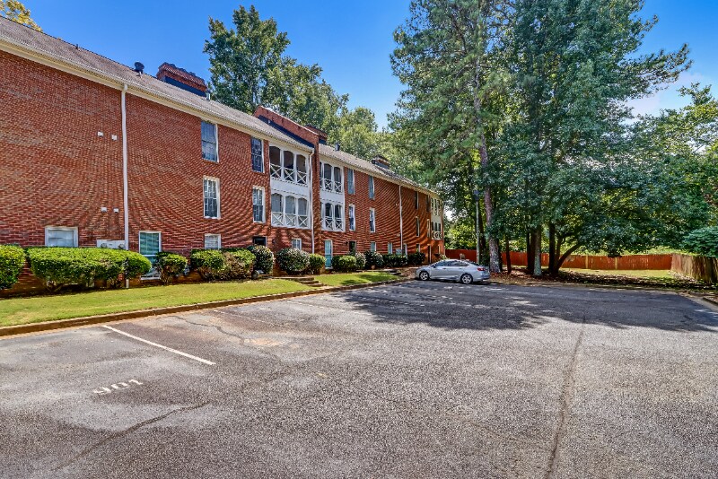 1166 Booth Rd SW Unit 911, Marietta, GA 30008 Condo for Rent in