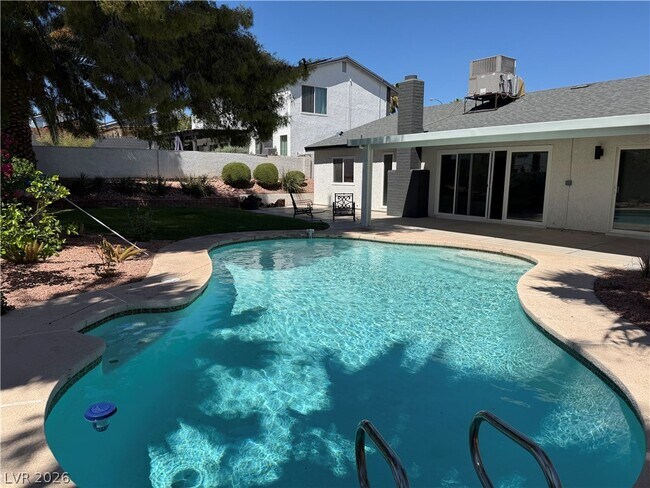 Building Photo - 3989 Briarcrest Ct