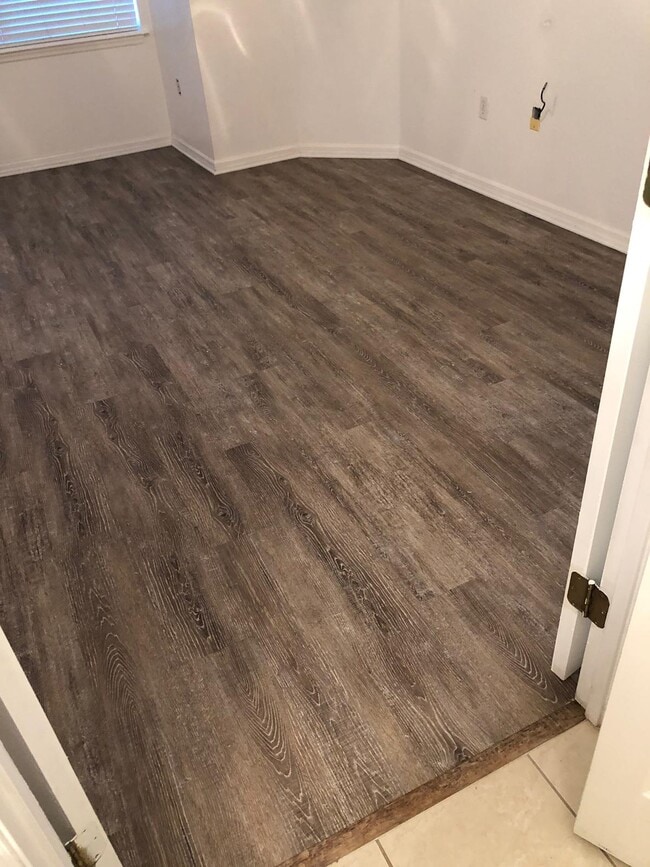 Foto del edificio - 105 Turpial Way