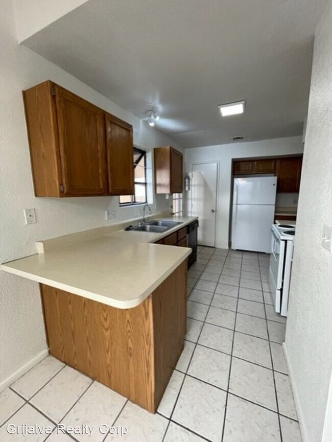 Foto del edificio - 3 br, 2 bath House - 1428 W Calle Gallego