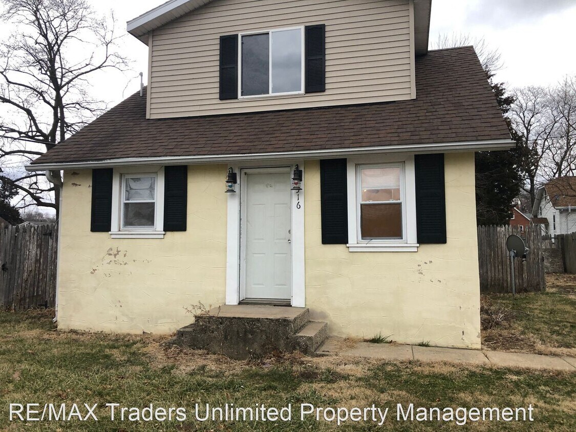 Primary Photo - 2 br, 1 bath House - 516 Creve Coeur Ave.