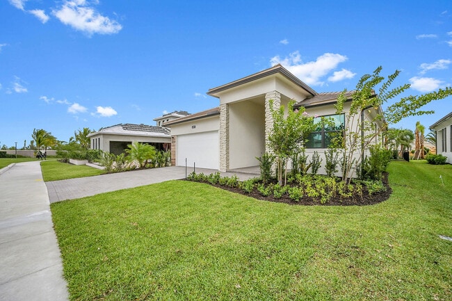 Building Photo - 13917 Vivant Dr