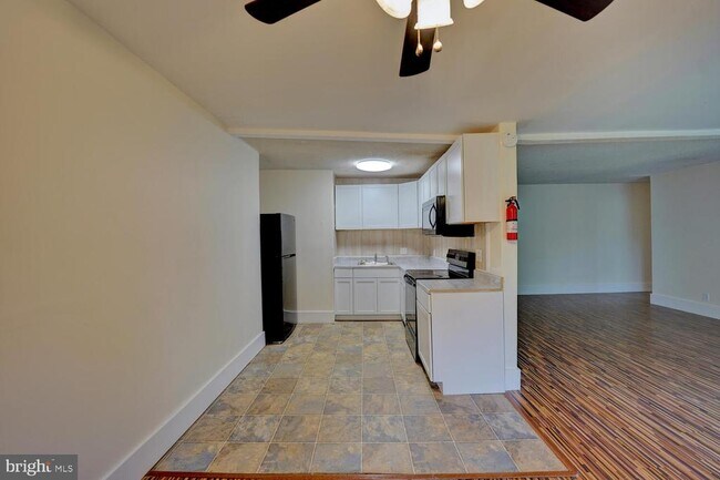 Building Photo - 87 Par Haven Dr