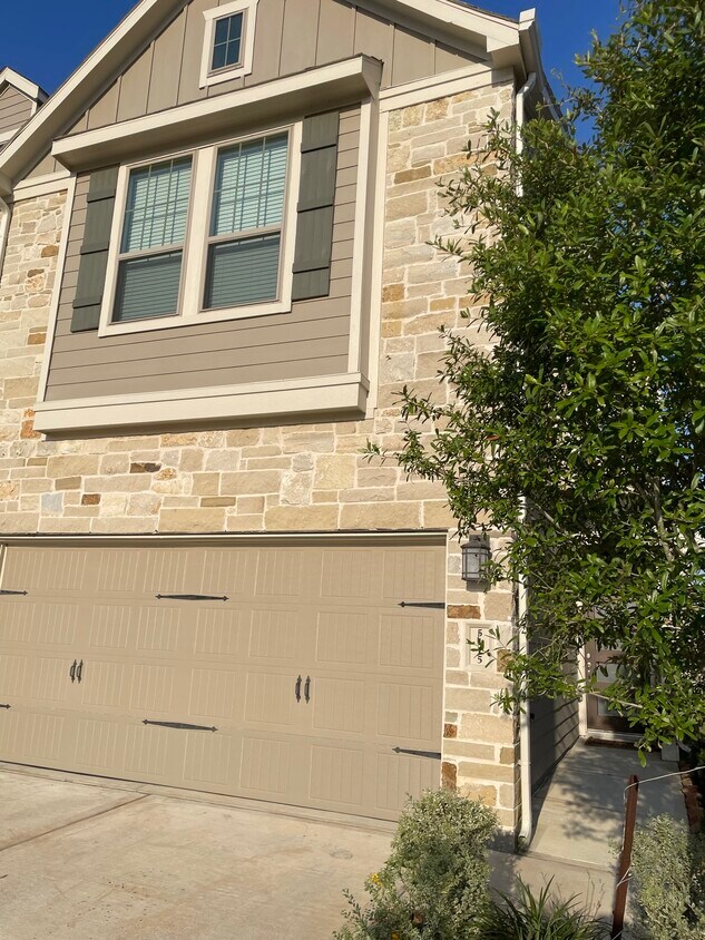 5115 Prairie Landing Ln, Fulshear, TX 77441 Townhome Rentals in