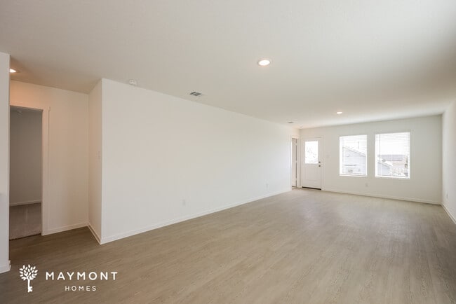 Foto del edificio - 14806 Warwick Shire