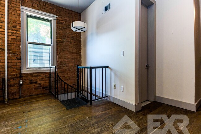 Foto del edificio - 1223 Bushwick Ave
