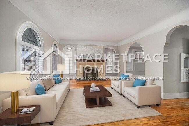 Foto del edificio - 13605 Griggs St