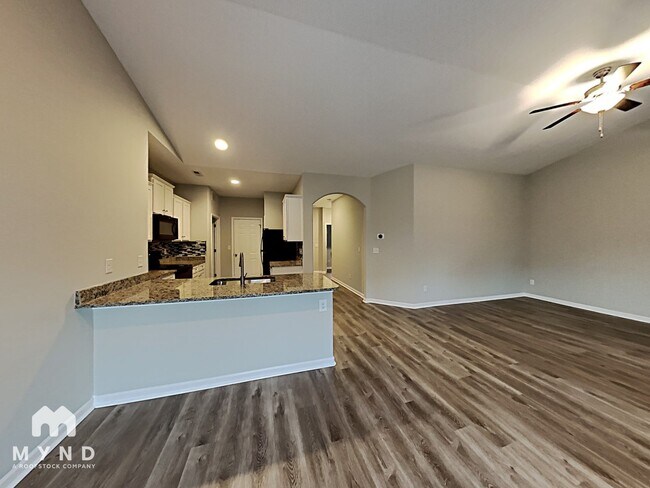 Foto del edificio - 6630 Jerimoth Dr