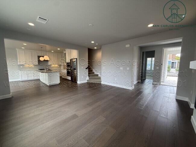 Foto del edificio - 271 10th St