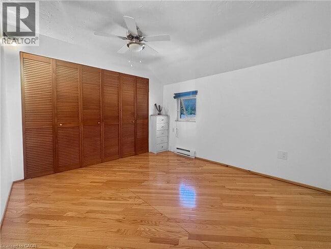 Building Photo - 506 Alder St W