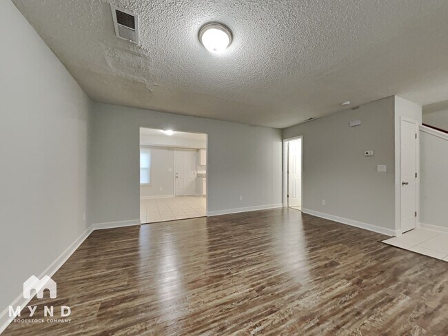 Foto del edificio - 2314 Hope Valley Ln