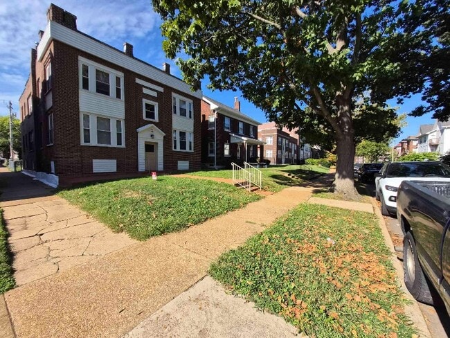 Building Photo - 6312 Cates Ave