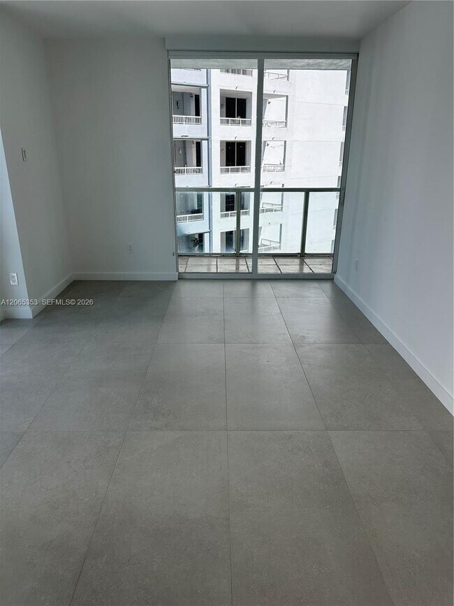 Foto del edificio - 218 SE 14th St