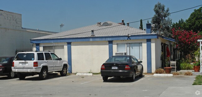 Building Photo - 4225 Tyler Ave