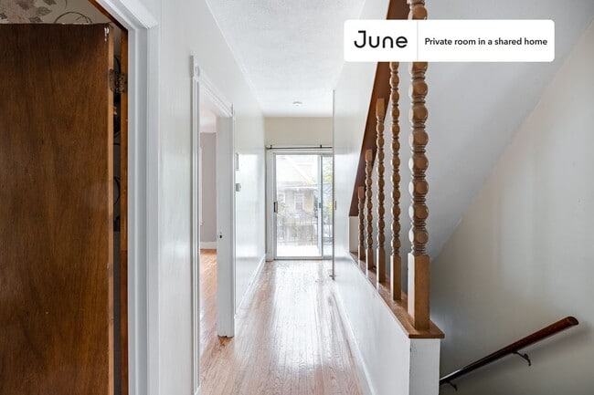 Building Photo - Room in Shared 6 bed/1.5 bath home