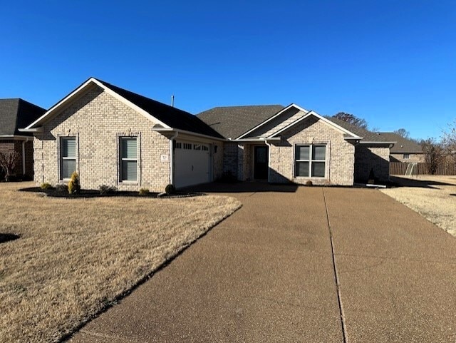 Building Photo - 31 Thornhill Cove