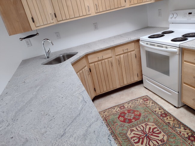 Full Size New Appliances - 1307 N Clayton St