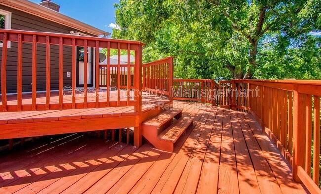 Foto del edificio - 1557 S Salida Way