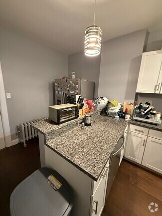 Building Photo - 846 Huntington Ave