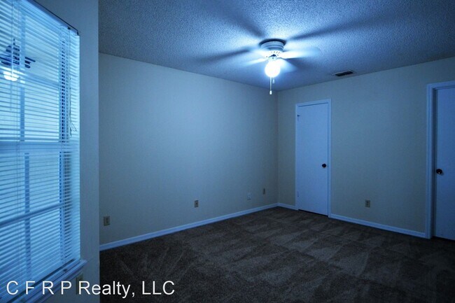 Building Photo - 1081 S Hiawassee Rd