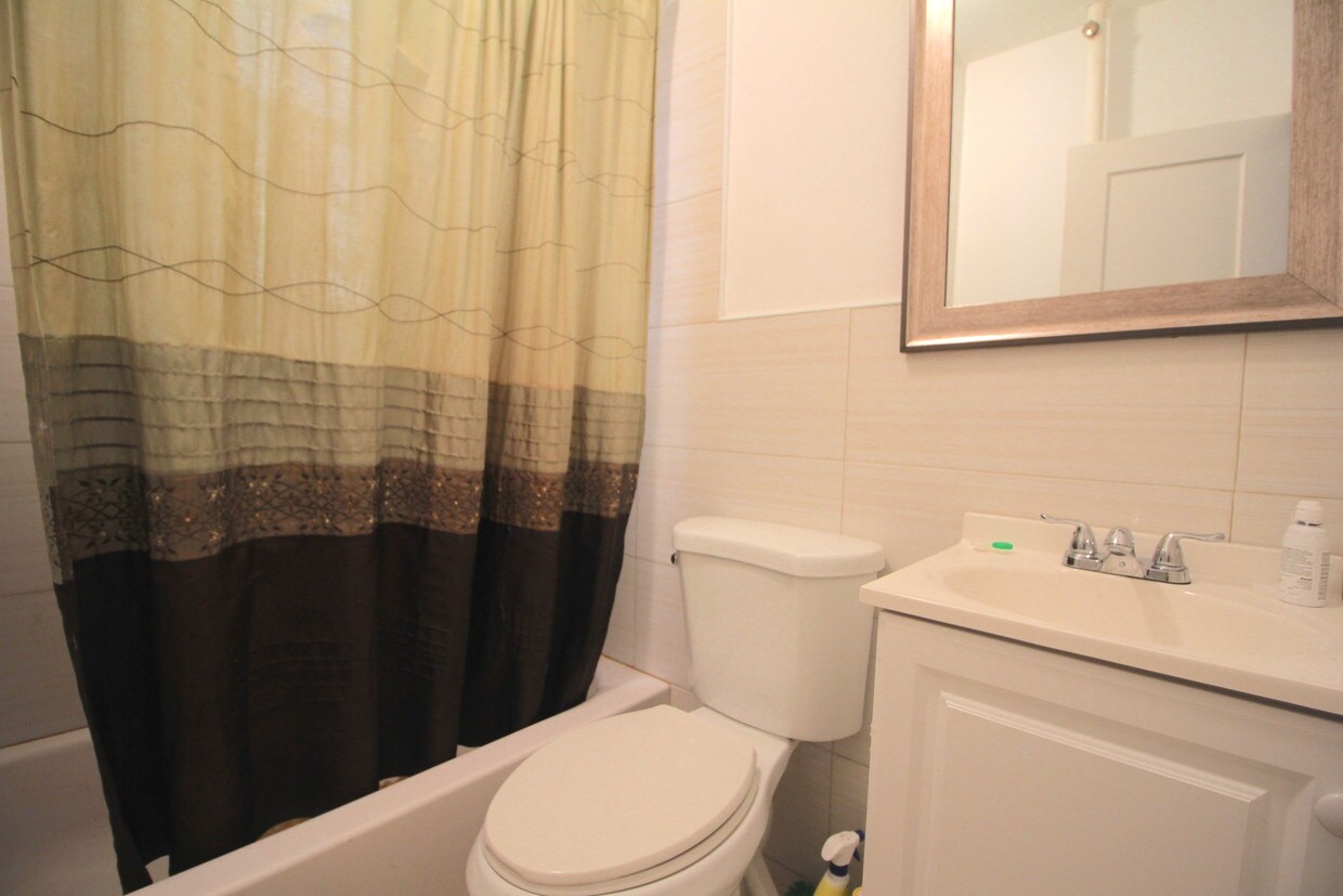 Foto del edificio - 4722 46th St