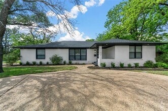 Building Photo - 7107 E Mockingbird Ln