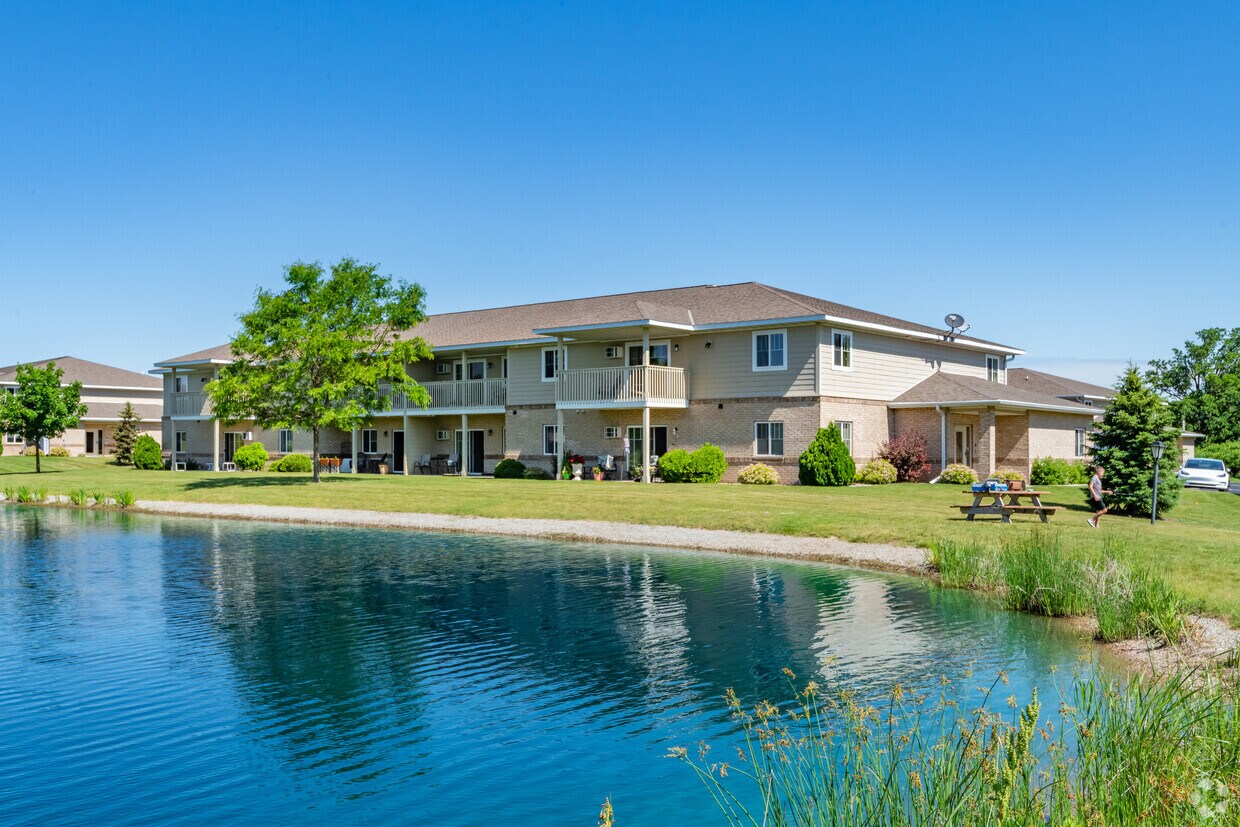 Scheuring Heights 1951 Scheuring Rd De Pere, WI Apartments for Rent