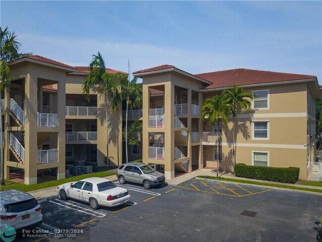 Foto del edificio - 2941 Riverside Dr