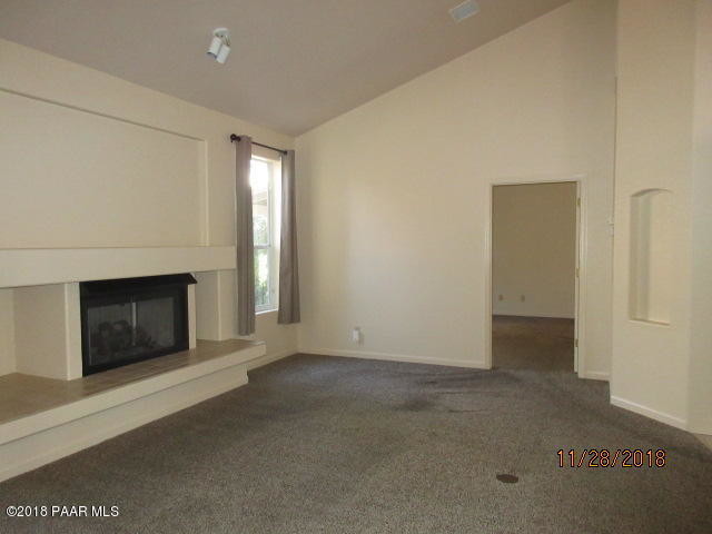 Building Photo - 143 N McCormick St