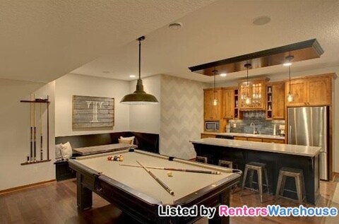 Building Photo - 15751 Duck Pond Way