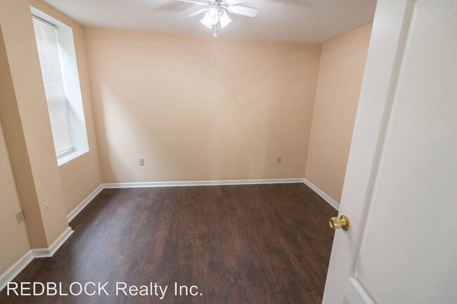 Building Photo - 4831 Longshore Ave