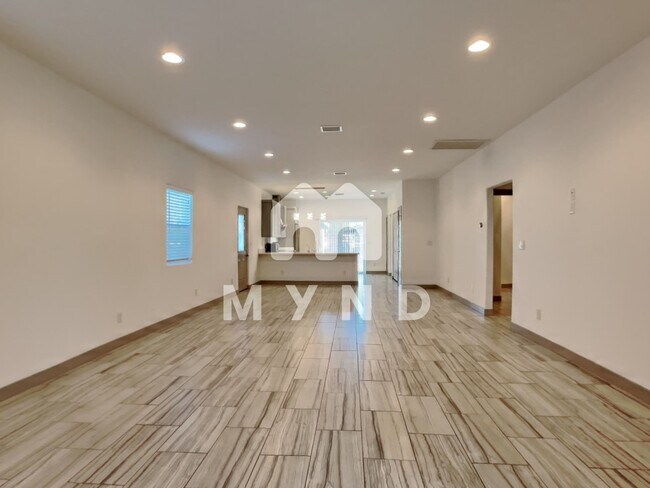 Foto del edificio - 1214 E Garfield St