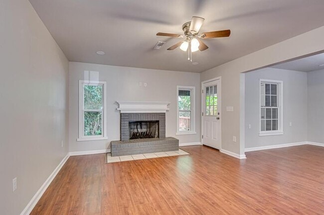 Building Photo - 2913 Running Creek Lane