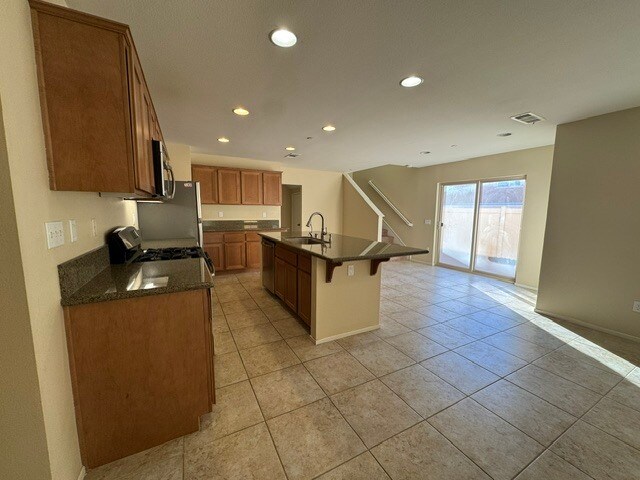 Foto del edificio - 1425 Silverberry Ln