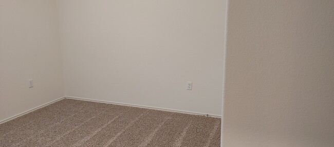 Foto del edificio - 3420 Lodgepole Dr