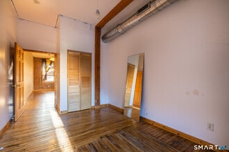 Building Photo - 325 Lafayette St