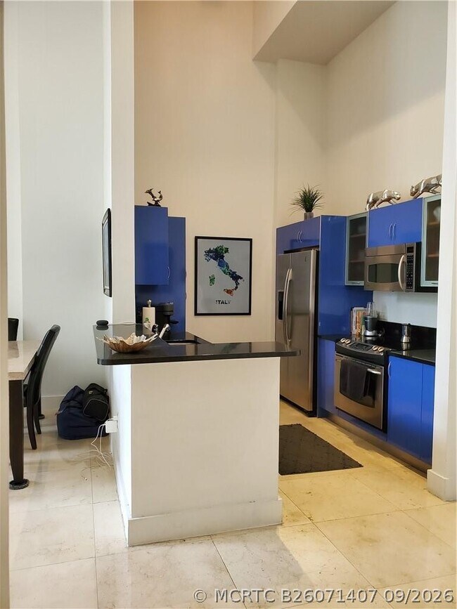 Foto del edificio - 2775 NE 187th St