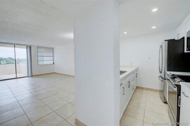 Foto del edificio - 10500 SW 108th Ave