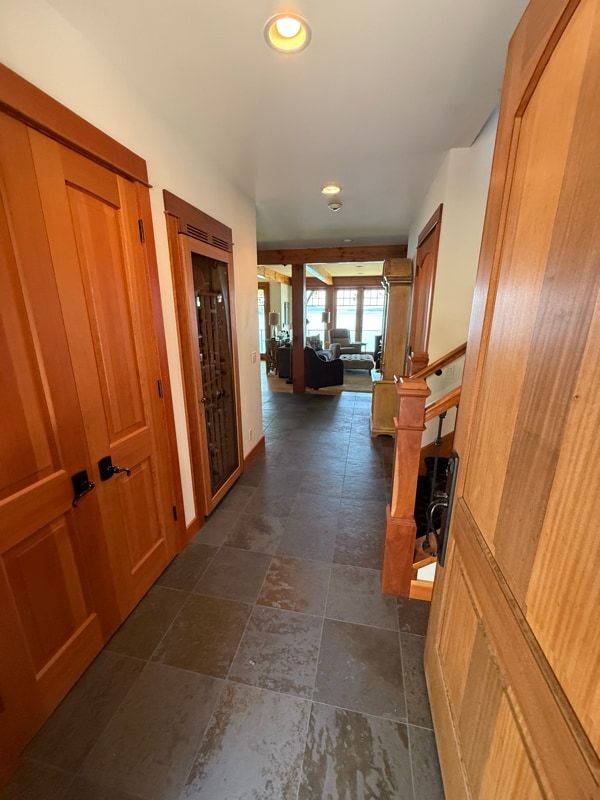 Foto del edificio - 212 N Bay Ln