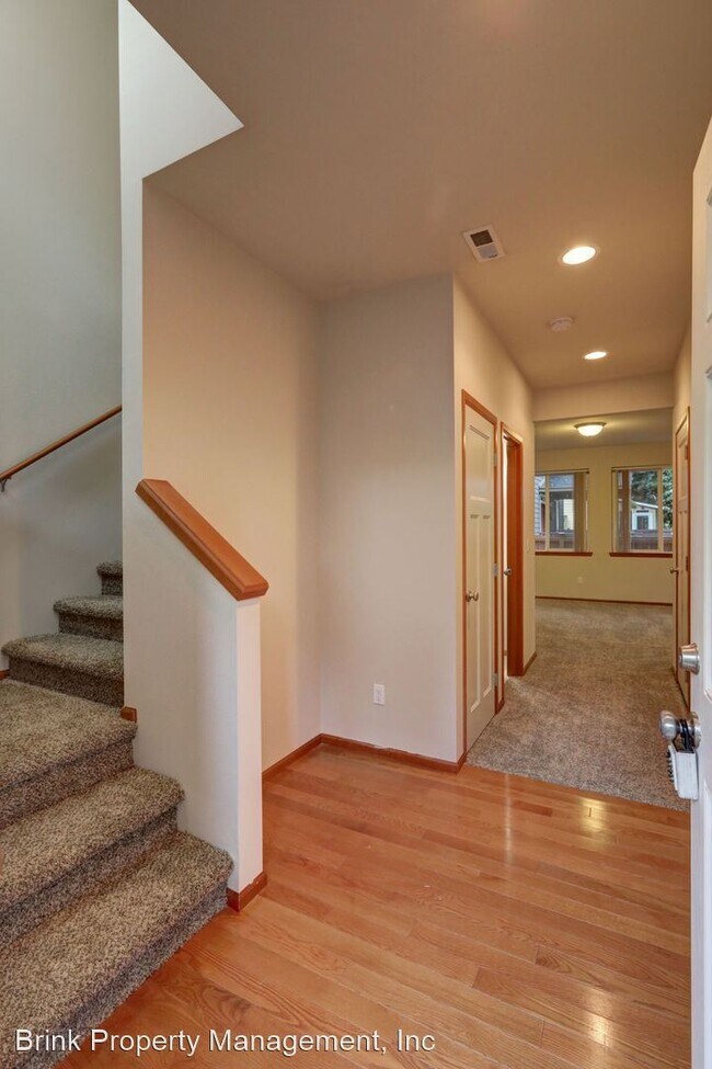 Building Photo - 4 br, 2.5 bath House - 1808 151st St SW